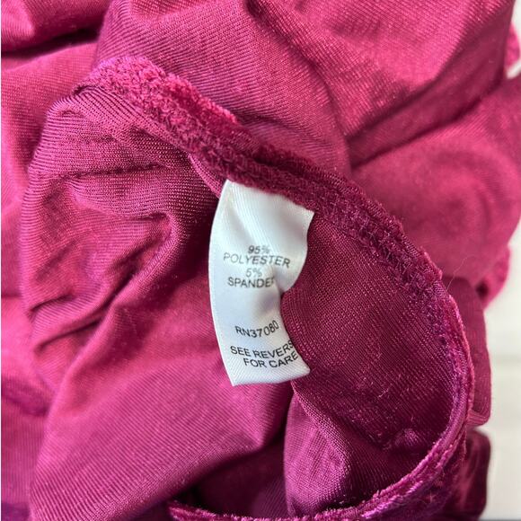 Cato Women’s Cranberry Velvet Blouse, Cranberry, size 22W/24W - Picture 8 of 11